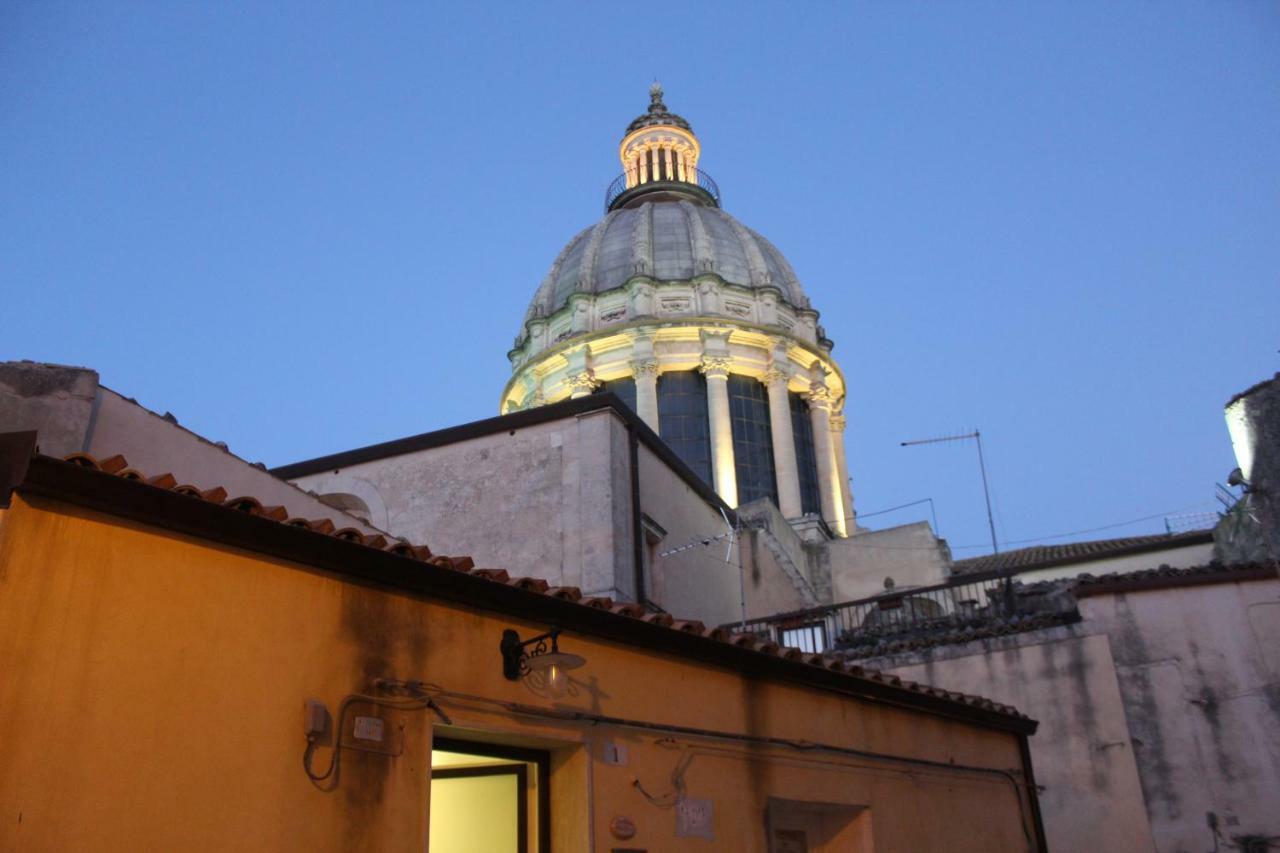 Specula Domus - Ibla Villa Ragusa Eksteriør bilde